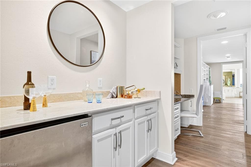 265 Indies Way 503, Naples, FL 34110-18