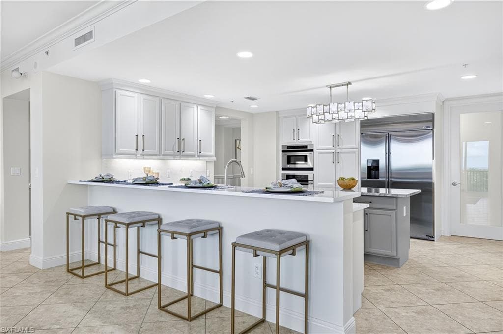 265 Indies Way 503, Naples, FL 34110-8