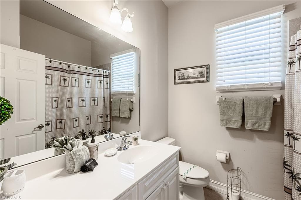 331 Waterleaf Ct, Marco Island, FL 34145-16