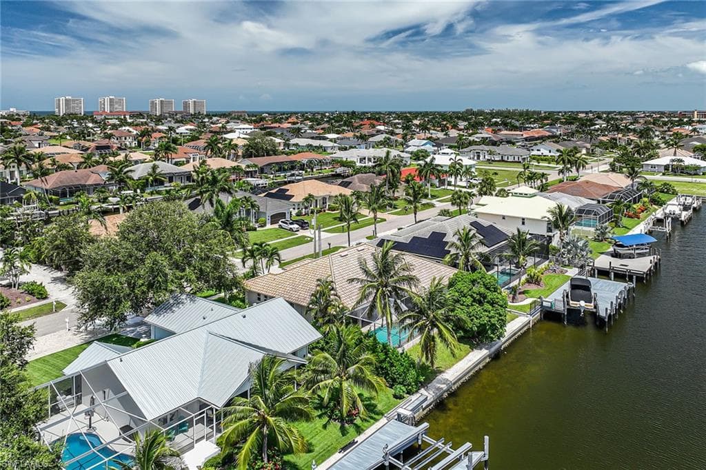 331 Waterleaf Ct, Marco Island, FL 34145-28