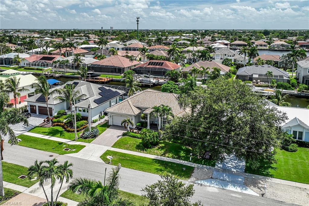 331 Waterleaf Ct, Marco Island, FL 34145-29