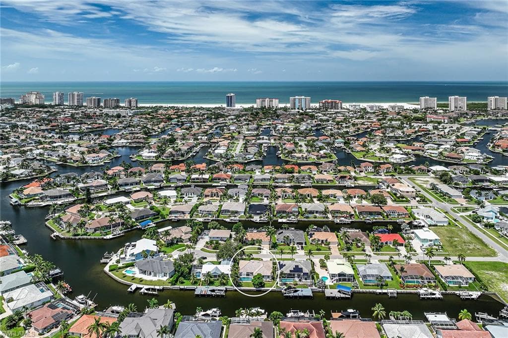 331 Waterleaf Ct, Marco Island, FL 34145-30