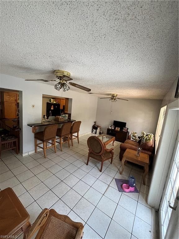 3680 7th Ave SW, Naples, FL 34117-7
