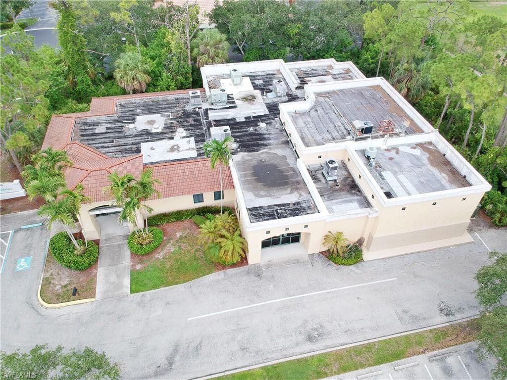 1885 Health Pkwy, Naples, FL 34109-8