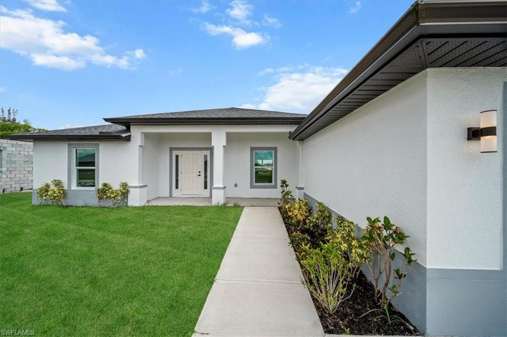 1301 36th Ln, Cape Coral, FL 33909-5