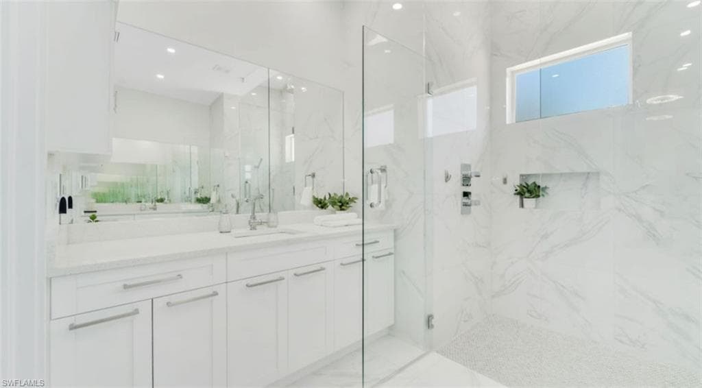3502 40th Ave SE, Naples, FL 34117-27