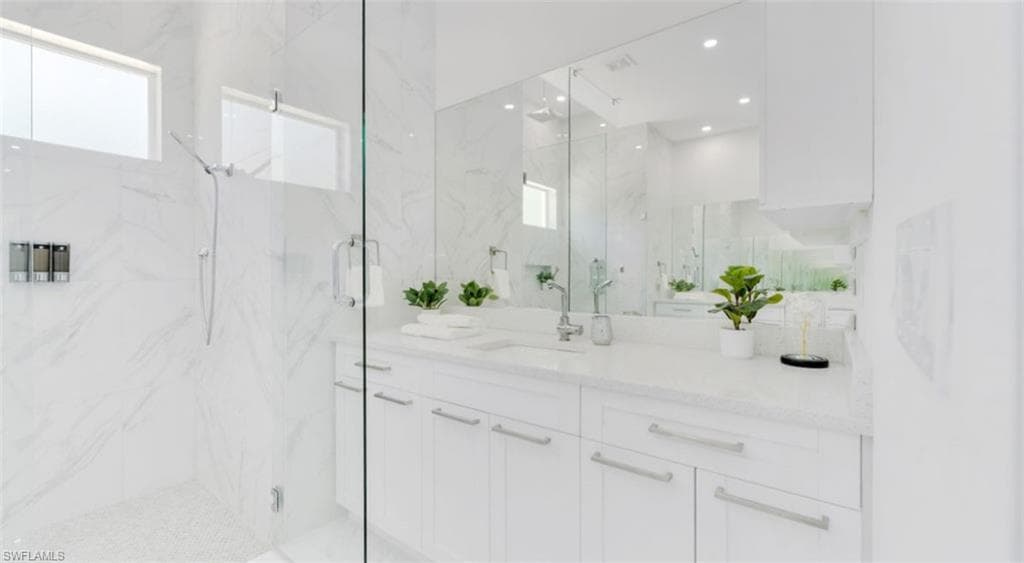 3502 40th Ave SE, Naples, FL 34117-28