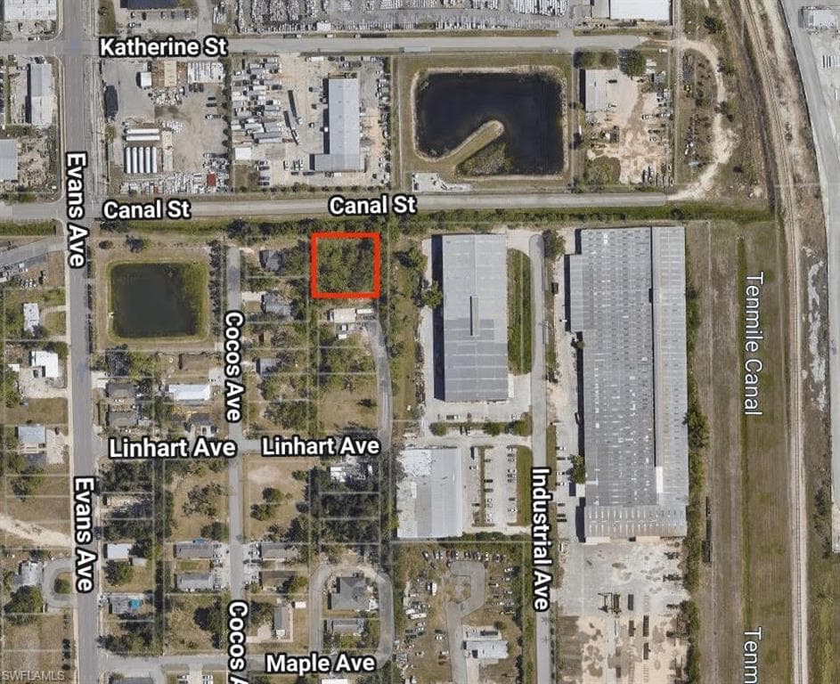 Cranford Ave, Fort Myers, FL 33916-1