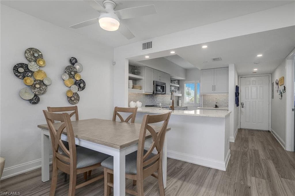 730 Elkcam Cir 302, Marco Island, FL 34145-12