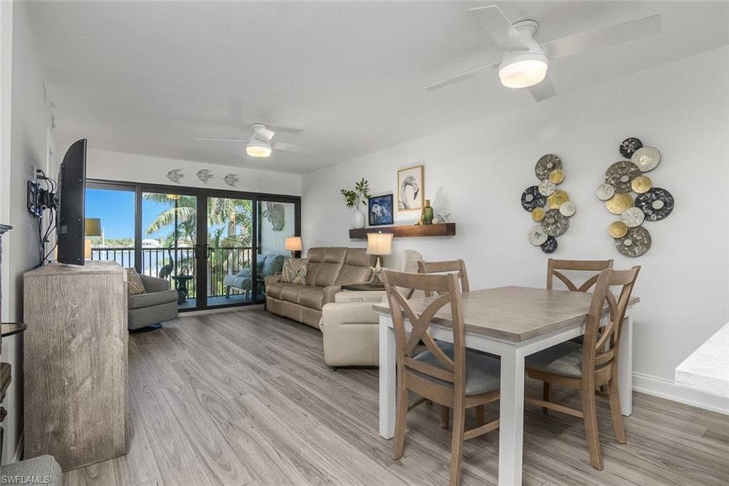 730 Elkcam Cir 302, Marco Island, FL 34145-22