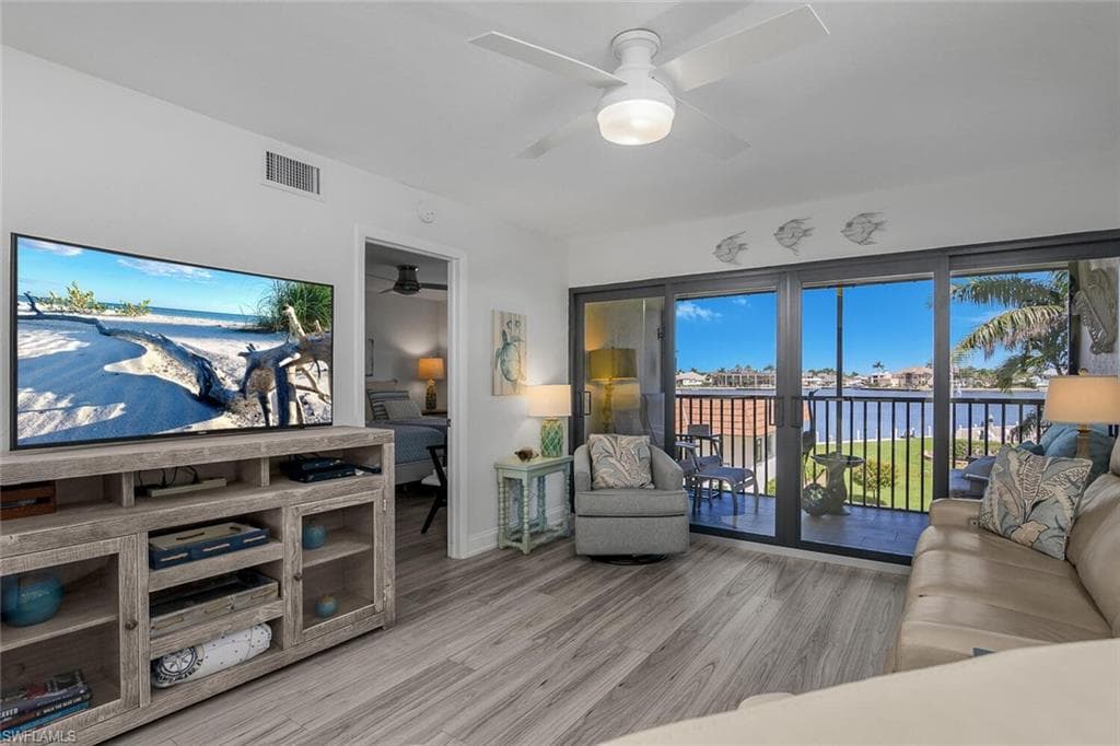 730 Elkcam Cir 302, Marco Island, FL 34145-24