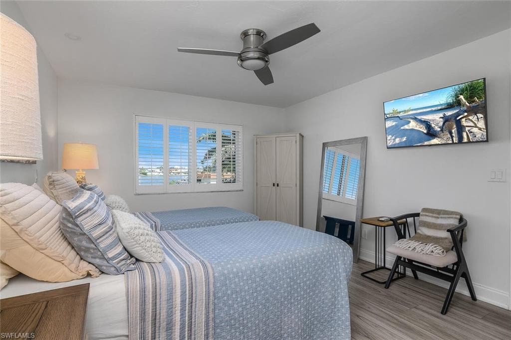 730 Elkcam Cir 302, Marco Island, FL 34145-26