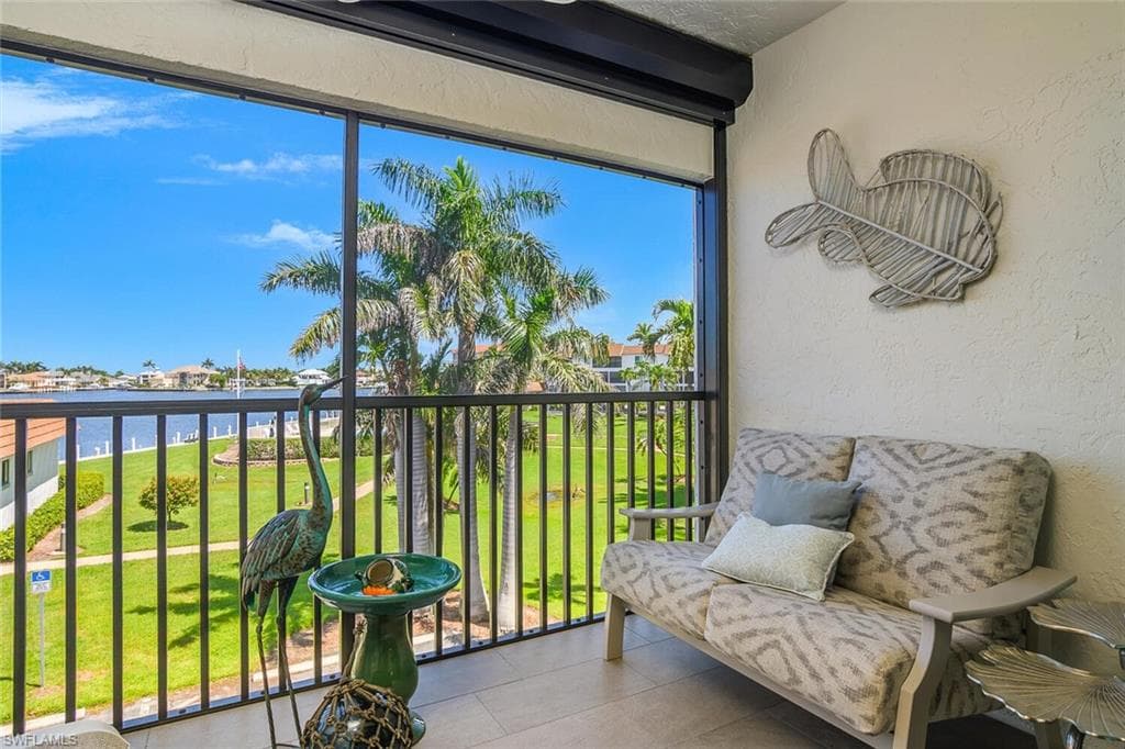 730 Elkcam Cir 302, Marco Island, FL 34145-34