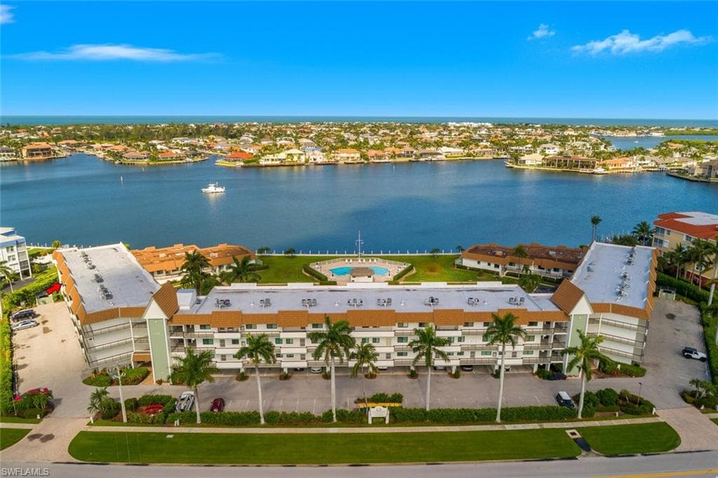 730 Elkcam Cir 302, Marco Island, FL 34145-4