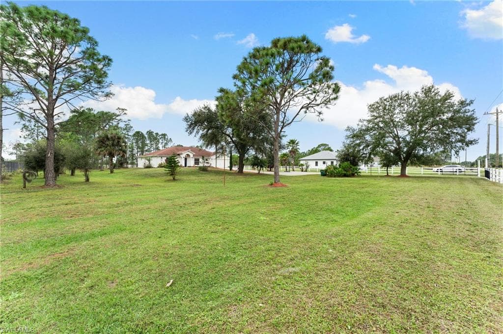 4420 43rd Ave NE, Naples, FL 34120-40