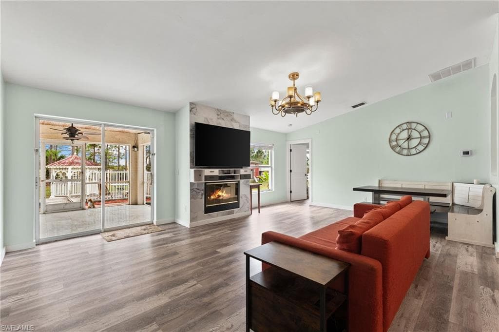 4420 43rd Ave NE, Naples, FL 34120-5