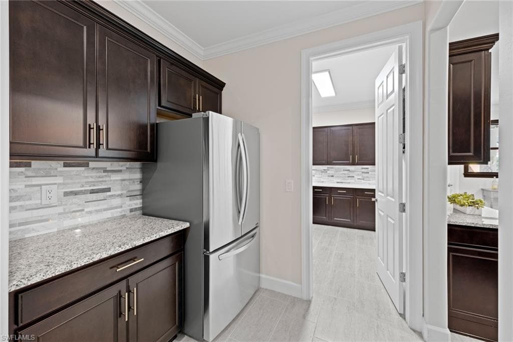 9003 Slade Ter, Fort Myers, FL 33967-17
