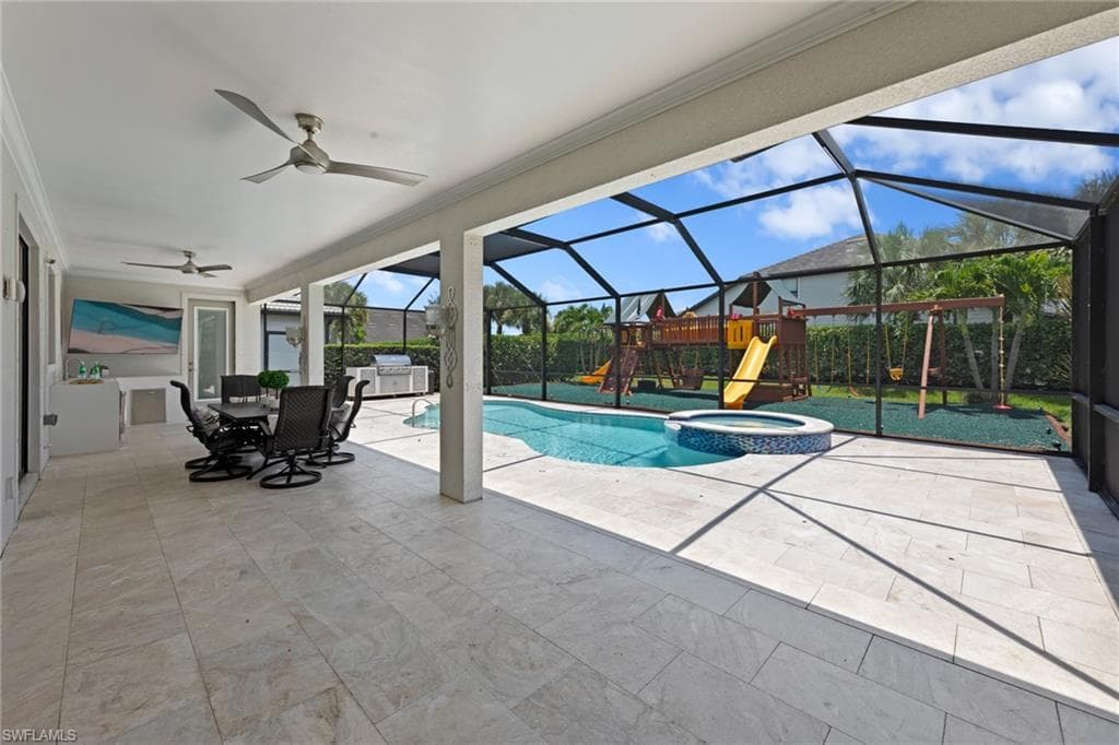9003 Slade Ter, Fort Myers, FL 33967-32