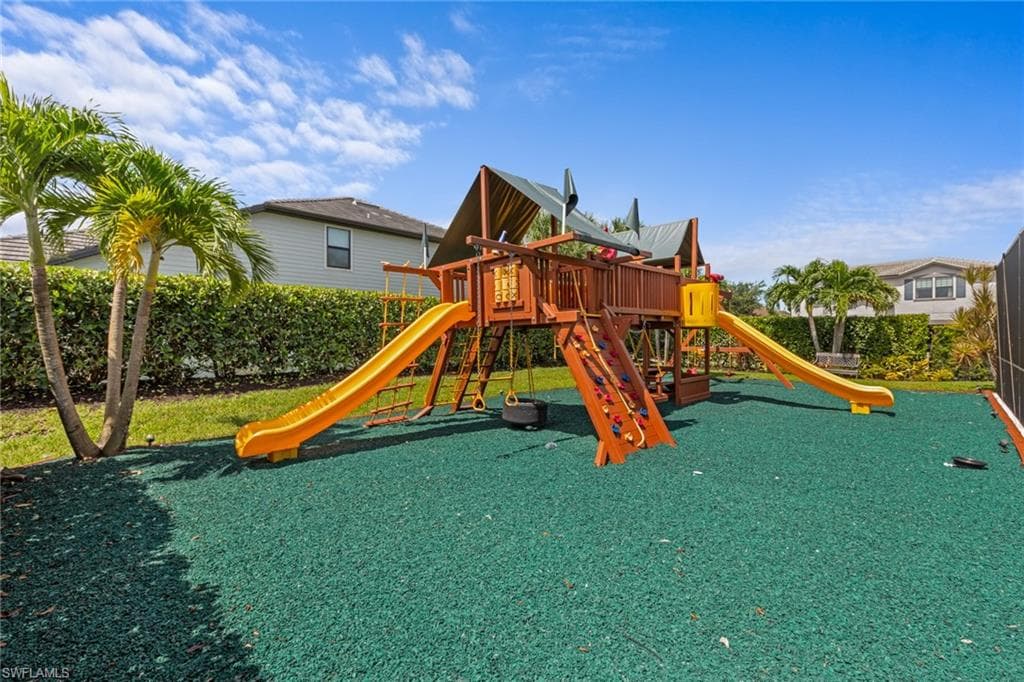 9003 Slade Ter, Fort Myers, FL 33967-40