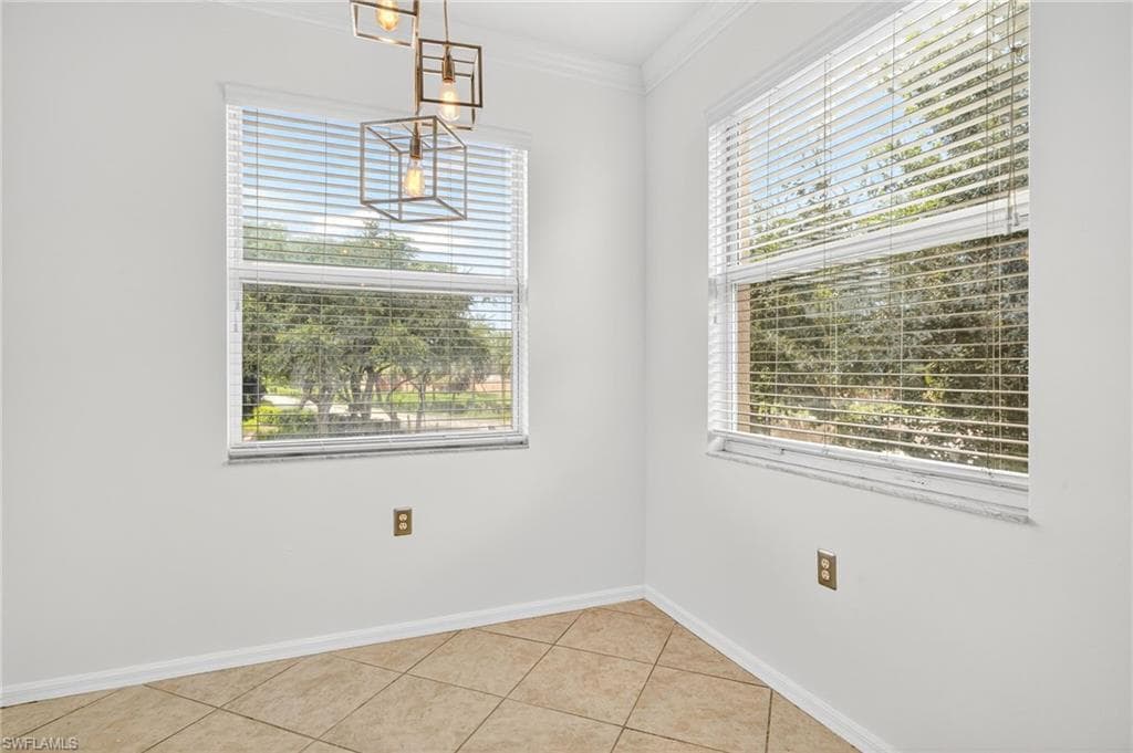 8470 Kingbird Loop 1021, Estero, FL 33967-7