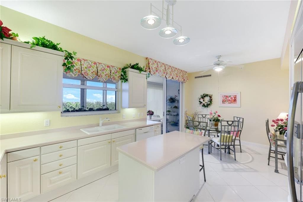 5000 Royal Marco Way 430, Marco Island, FL 34145-9