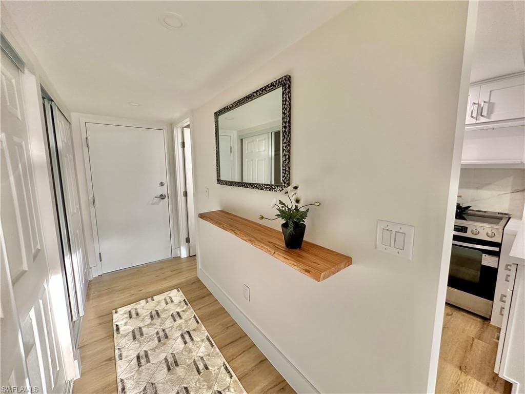 5 Bluebill Ave 105, Naples, FL 34108-10