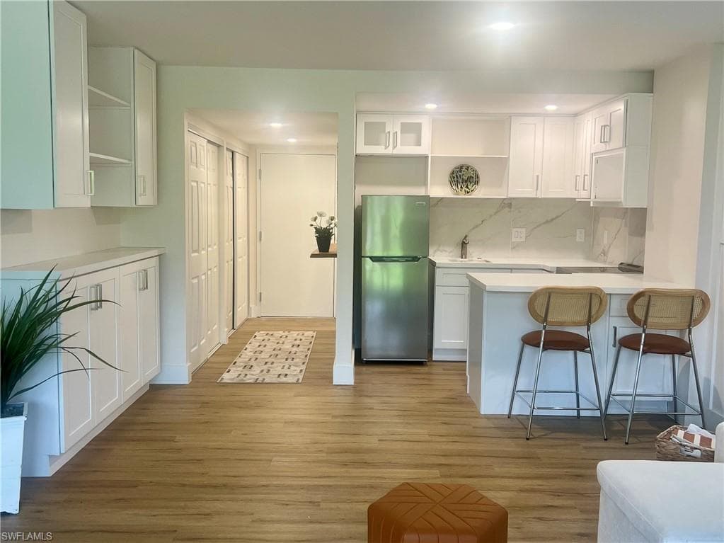 5 Bluebill Ave 105, Naples, FL 34108-2