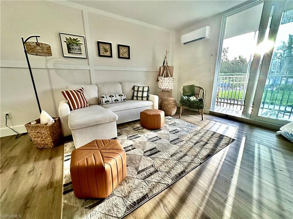 5 Bluebill Ave 105, Naples, FL 34108-5