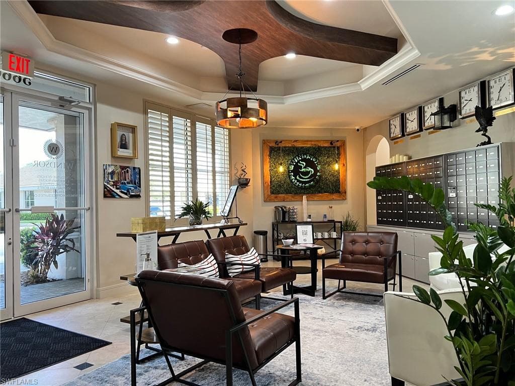 5660 Strand Ct 106, Naples, FL 34110-1