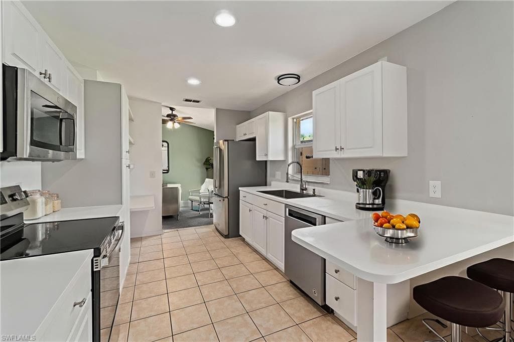 3421 20th Ave NE, Naples, FL 34120-10