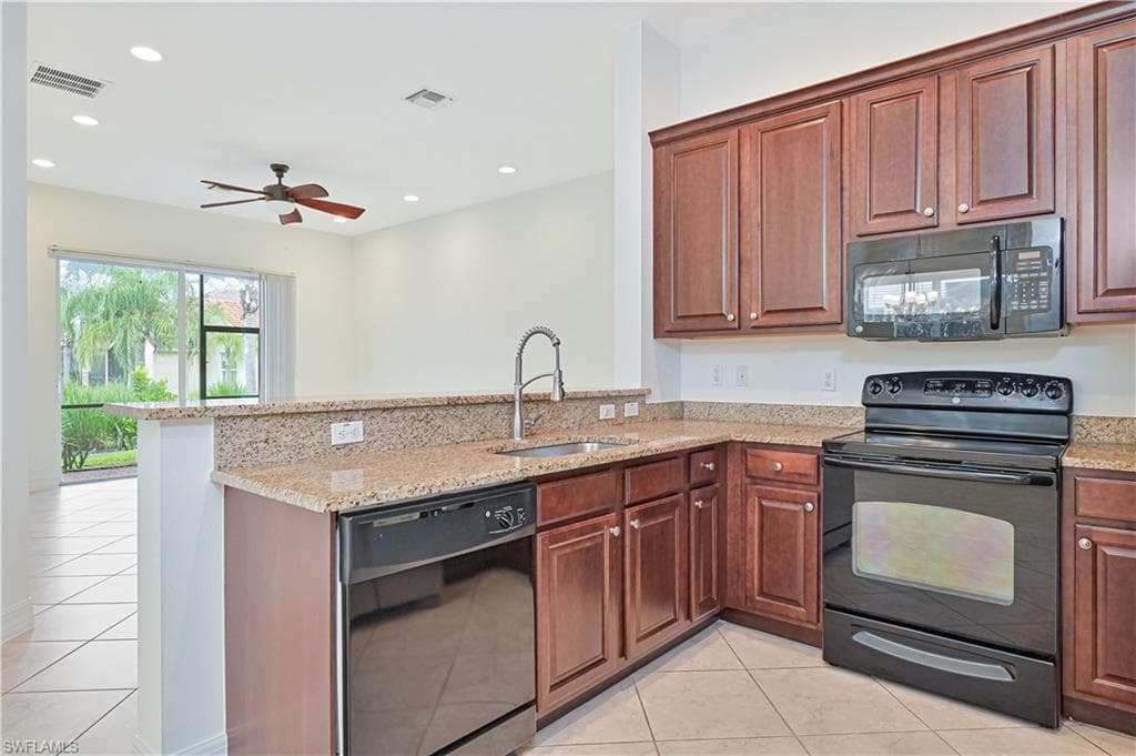 11103 Yellow Poplar Dr, Fort Myers, FL 33913-12
