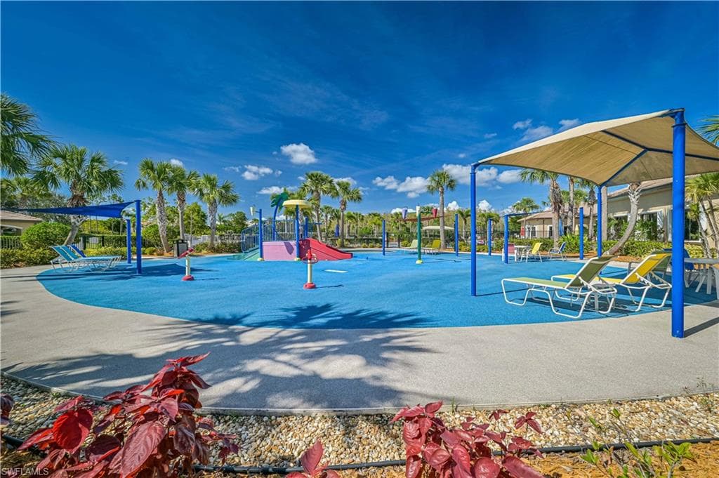 11103 Yellow Poplar Dr, Fort Myers, FL 33913-32