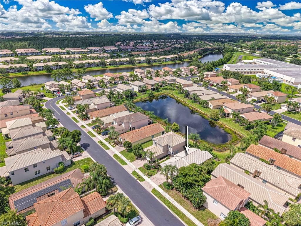 11103 Yellow Poplar Dr, Fort Myers, FL 33913-4