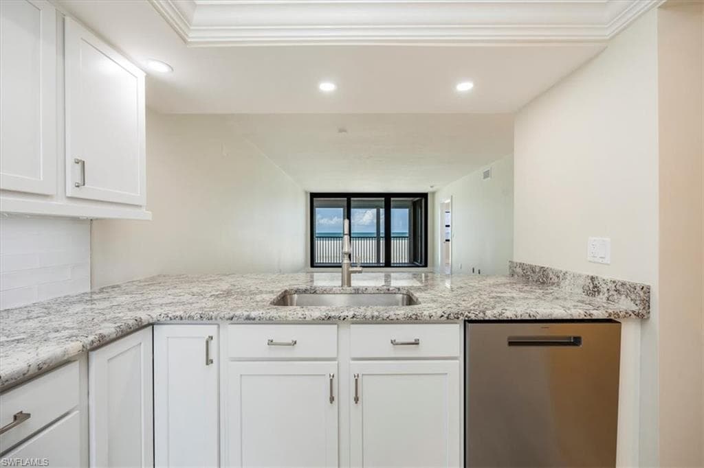 7650 Estero Blvd 202, Fort Myers Beach, FL 33931-10