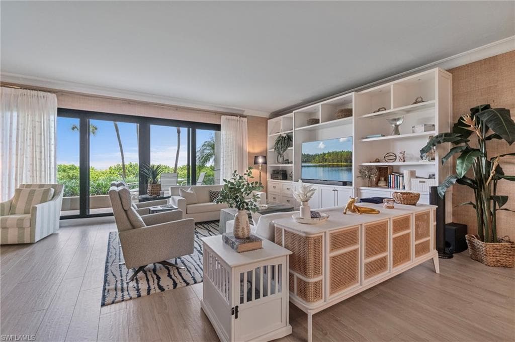176 Collier Blvd 101, Marco Island, FL 34145-18
