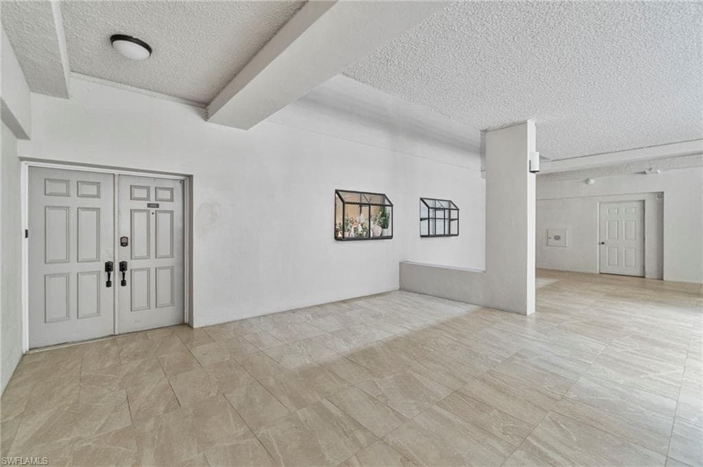 176 Collier Blvd 101, Marco Island, FL 34145-24