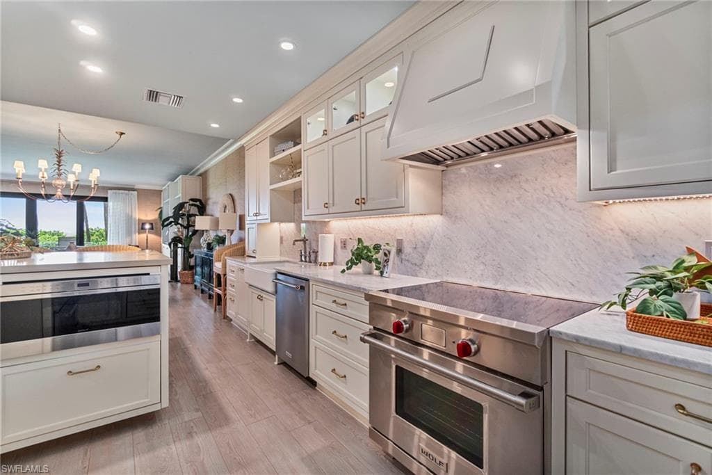 176 Collier Blvd 101, Marco Island, FL 34145-25