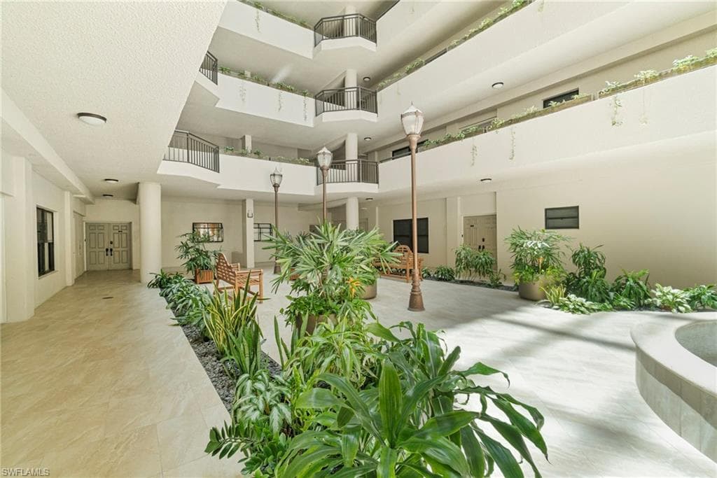 176 Collier Blvd 101, Marco Island, FL 34145-41