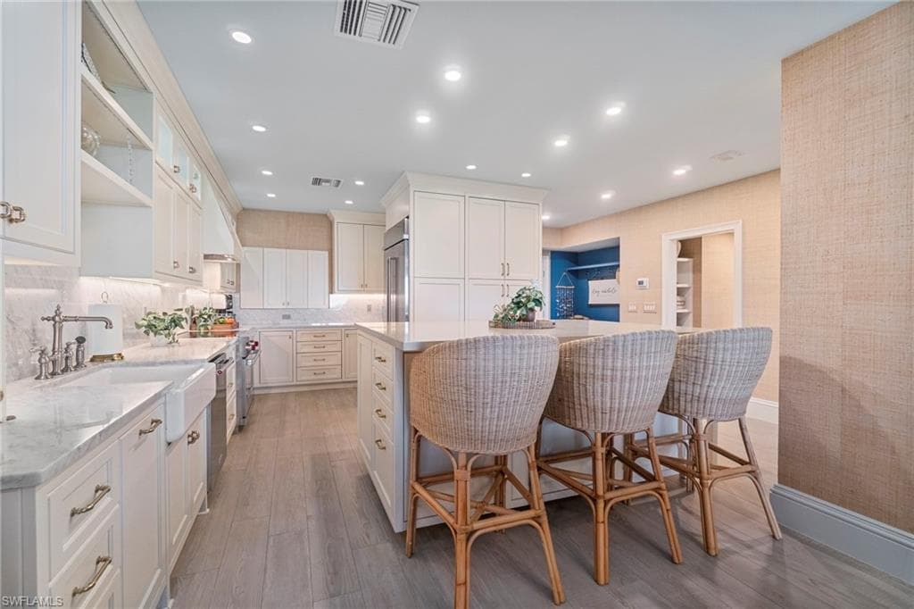 176 Collier Blvd 101, Marco Island, FL 34145-4