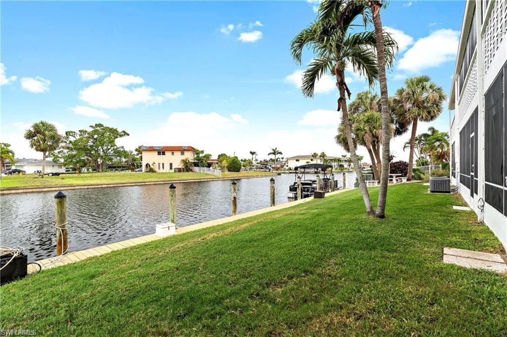 708 Victoria Dr 208, Cape Coral, FL 33904-30