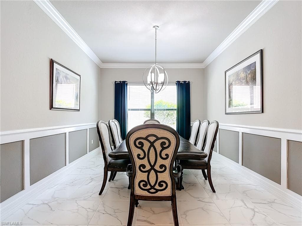 4310 Aurora St, Naples, FL 34119-18