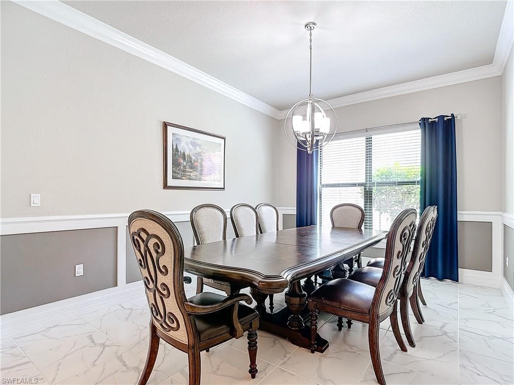 4310 Aurora St, Naples, FL 34119-19