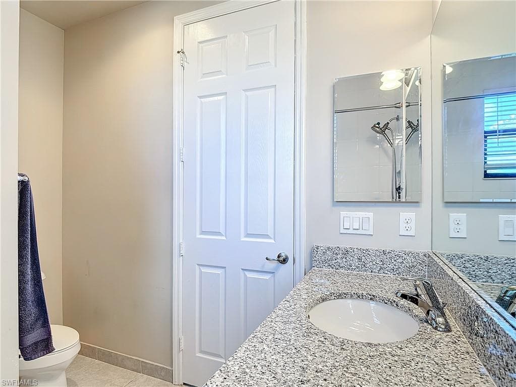 4310 Aurora St, Naples, FL 34119-34
