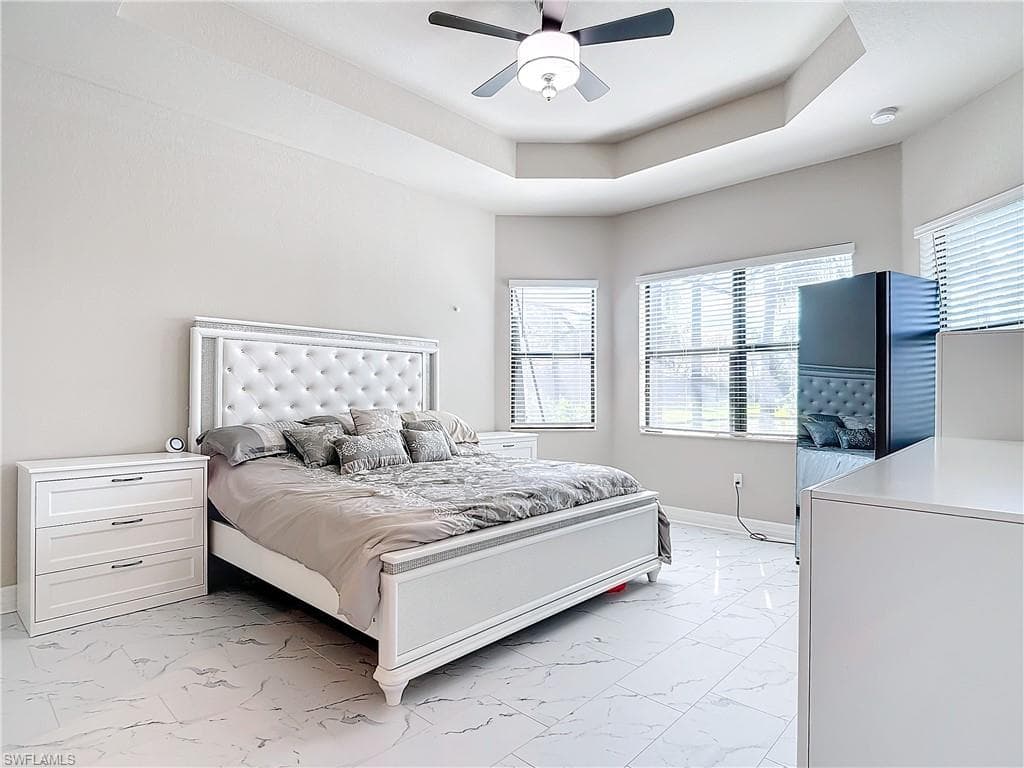 4310 Aurora St, Naples, FL 34119-36