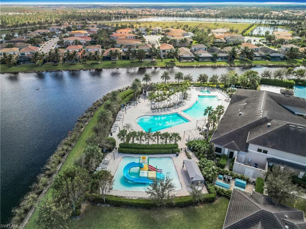 4310 Aurora St, Naples, FL 34119-47