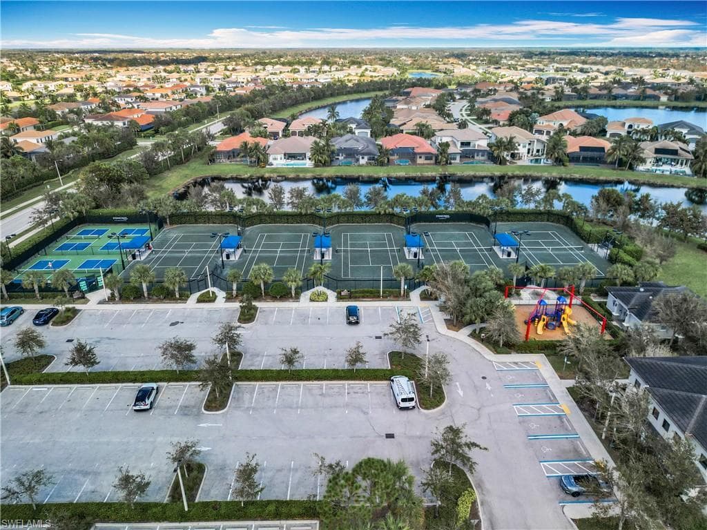 4310 Aurora St, Naples, FL 34119-48