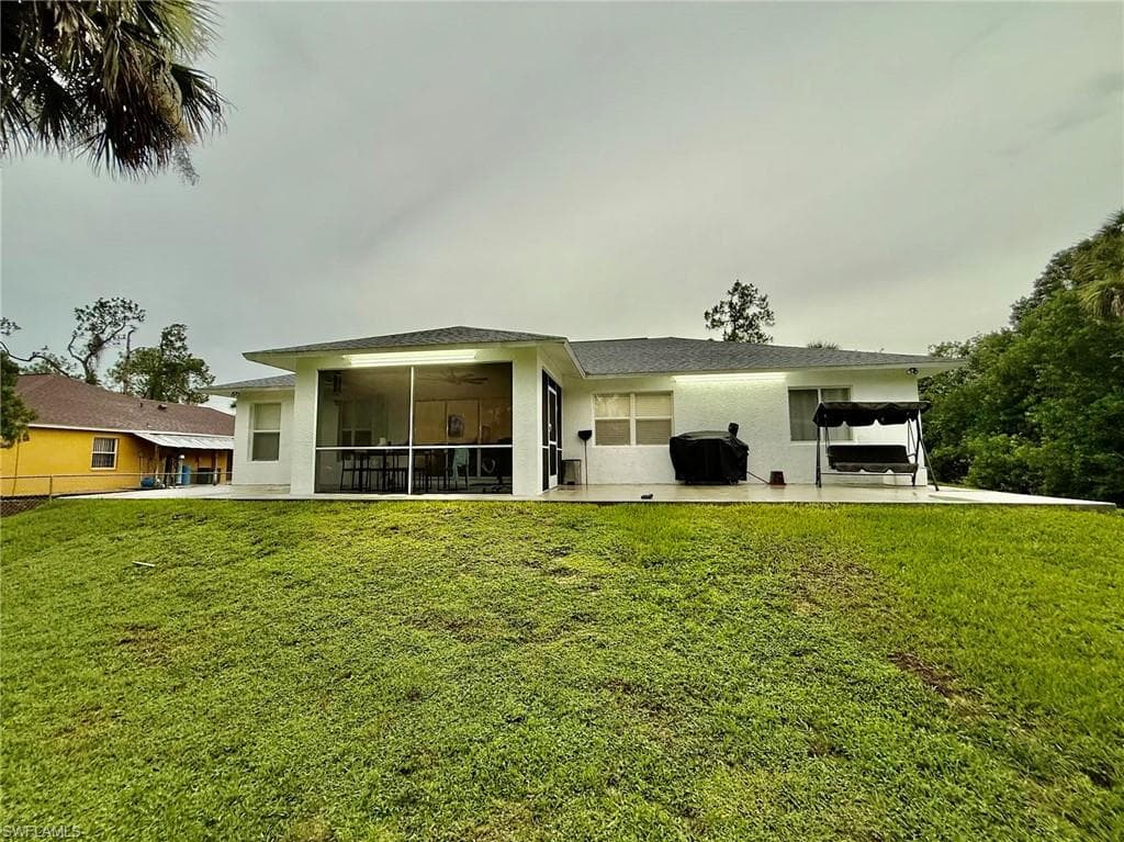 4235 34th Ave SE, Naples, FL 34117-19