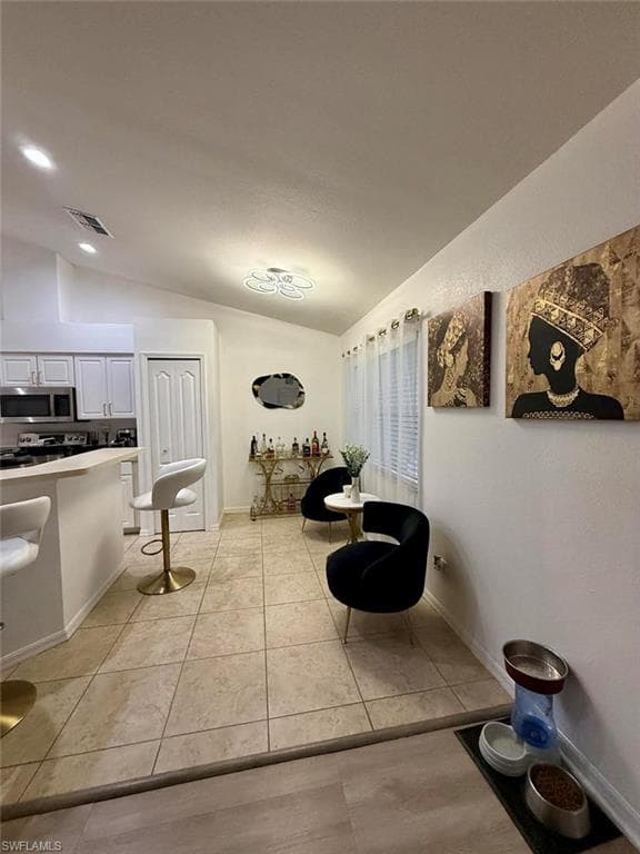 4235 34th Ave SE, Naples, FL 34117-8