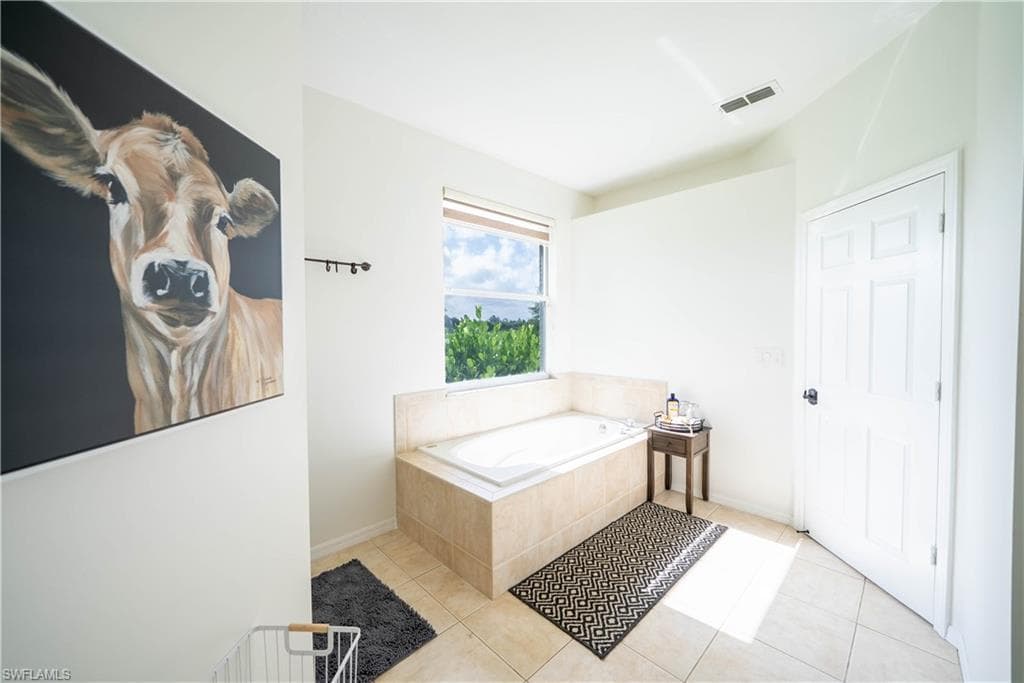 1480 Peach Pl, Naples, FL 34117-17