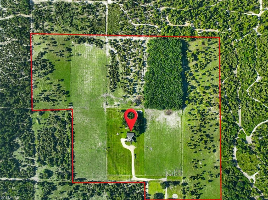 1480 Peach Pl, Naples, FL 34117-33